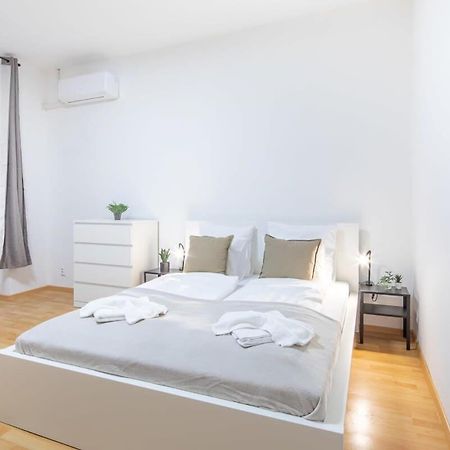 Very Central Convenient Flat ブダペスト エクステリア 写真